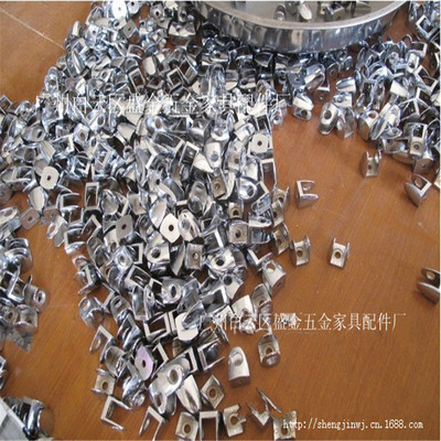 廣州市白云區(qū)同和賀鑫五金商行 專業(yè)批發(fā)玻璃夾、鏡釘SJ等優(yōu)質(zhì)家具配件五金